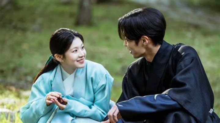 
Alchemy of Souls’ Go Yoon-jung is reportedly in talks to star alongside Seo In-guk for new fantasy drama Death’s Game 