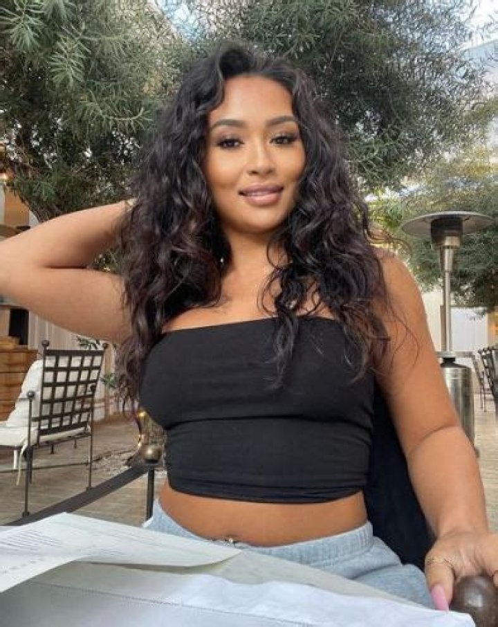 
Alexandra Huynh Height, Weight, Net Worth, Age, Birthday, Wikipedia, Who, Nationality, Biography 