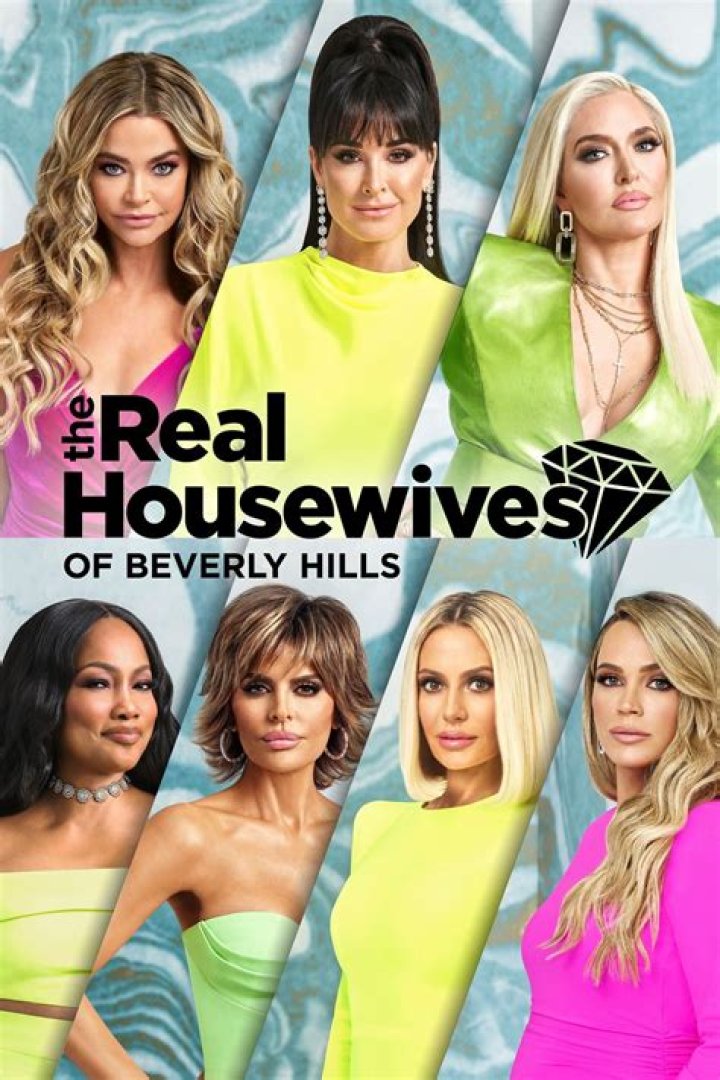 
Andy Cohen Reacts to Lisa Rinna’s ‘Real Housewives of Beverly Hills’ Exit: ‘An Iconic Run’ 