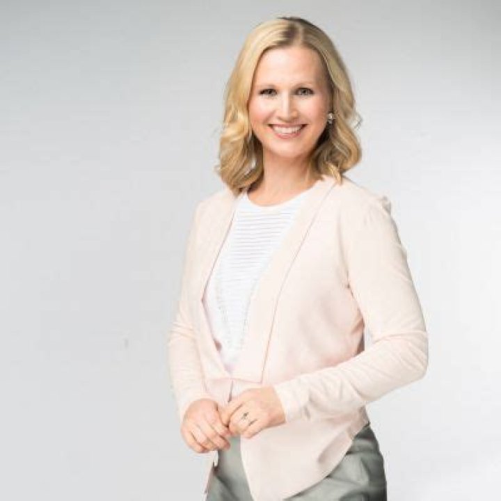 
Annette Goerner Husband: Is She Married? News Anchor Wiki & Family 