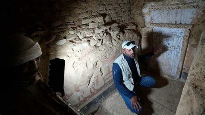 Archeologists Discover Incredible Artwork Inside Ancient Egyptian Tomb
