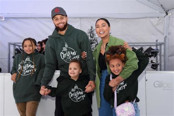 Ayesha Curry’s Clapback to a Man Telling Her to ‘Stay in the Kitchen’ Is Next-Level Iconic