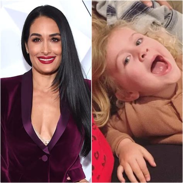 Brie Bella’s Daughter Birdie Photobombs Aunt Nikki’s Ad Video and We Can’t Stop Laughing