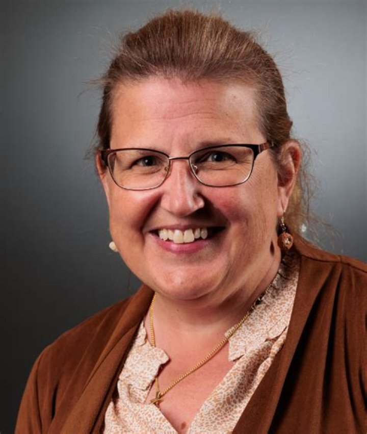 Dr. Dawn Holman, MD – Marion, VA