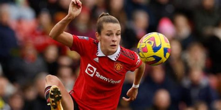 
Ella Toone Height, Weight, Net Worth, Age, Birthday, Wikipedia, Who, Nationality, Biography 