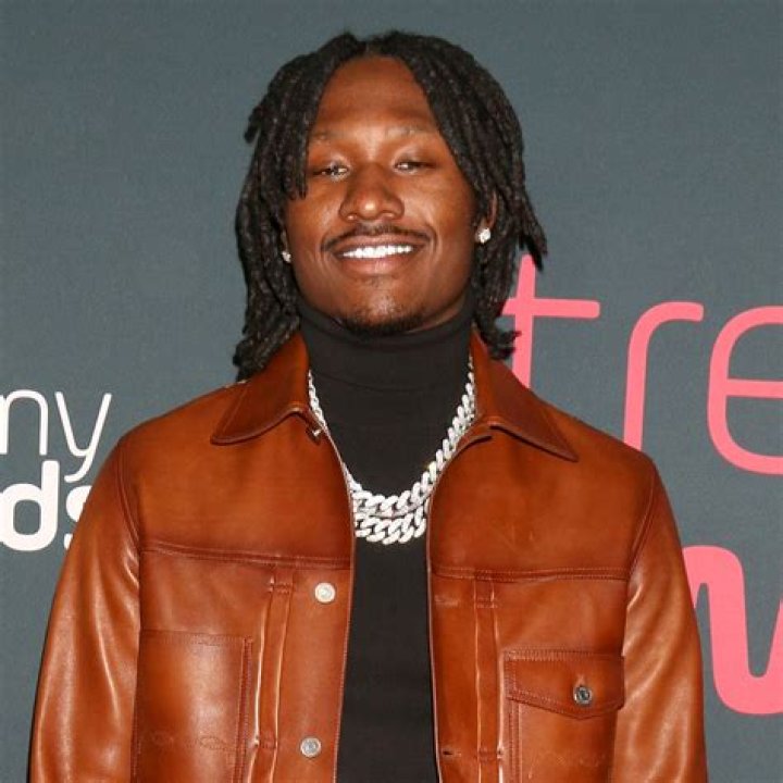 
Emmanuel Dennis Height, Weight, Net Worth, Age, Birthday, Wikipedia, Who, Instagram, Biography 