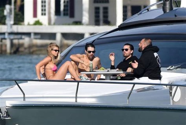 Hottie Sofia Richie Shows Off Her Curves on a Yacht With Her BF Scott Disick in Miami
