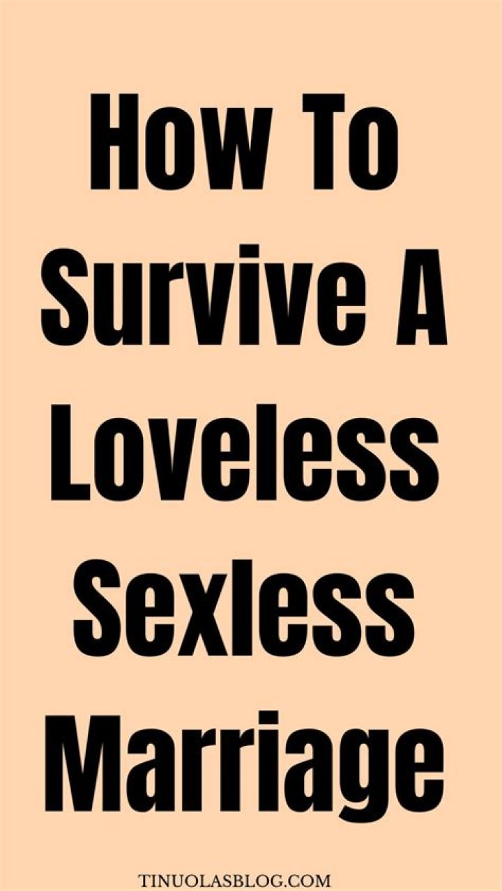 How tall is Lily Loveless