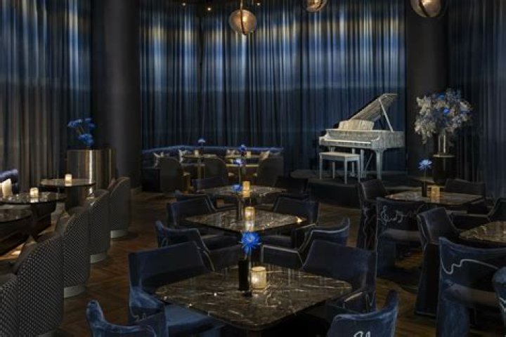 Inside Janis Joplin's Death In A Seedy Los Angeles Hotel