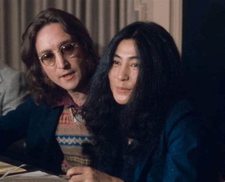Is Yoko Ono Married? Her Age, Nationality, Children, Net worth