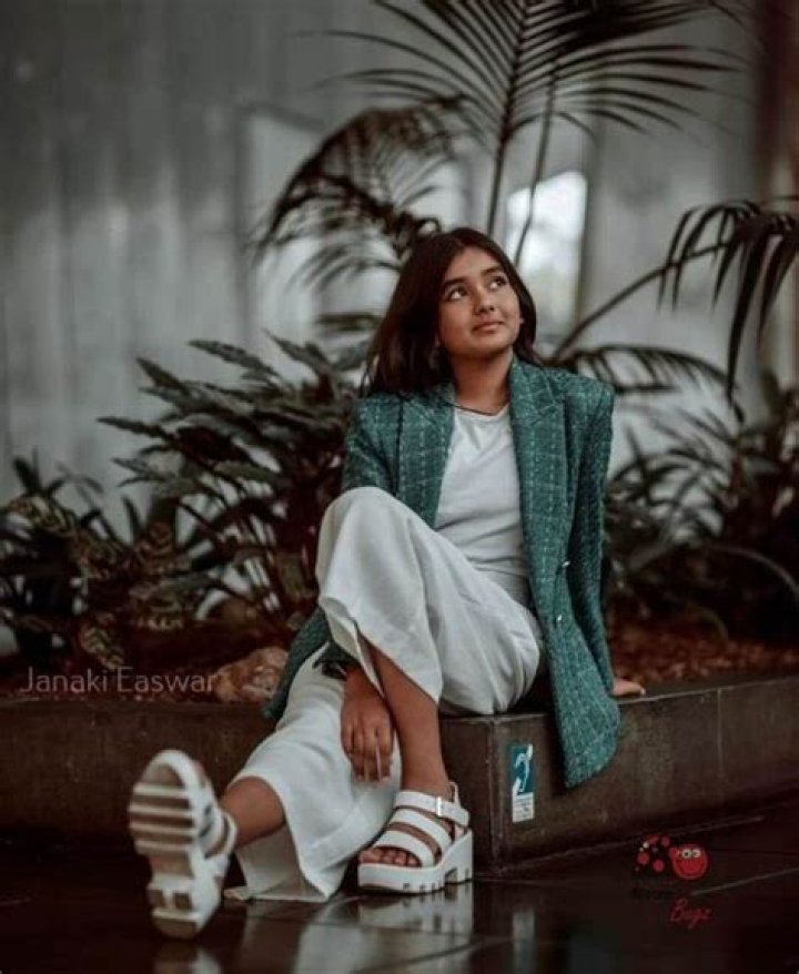 Janaki Easwar (The Voice) Wiki