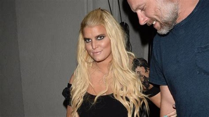 Jessica Simpson Almost Takes a Spill Leaving Husband’s Birthday Dinner Amid Drinking Rumors