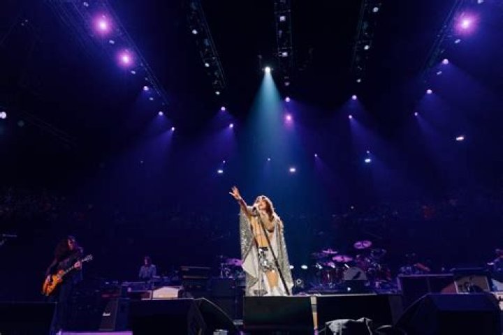 
Kesha Reveals Vocal Cord Hemorrhage After Taylor Hawkins Tribute Concert 