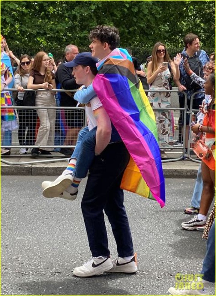 Lili Reinhart Gives Advice to Others After Coming Out as Bisexual: ‘Just Go for It’