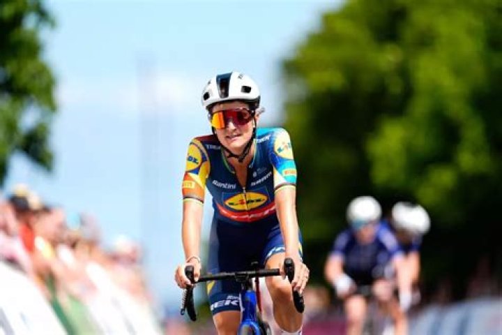 
Lizzie Deignan Height, Weight, Net Worth, Age, Birthday, Wikipedia, Who, Nationality, Biography 