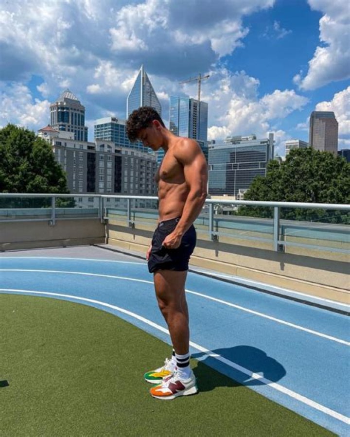 Lucas Popan Age | Wiki, Net worth, Bio, Height, Girlfriend?