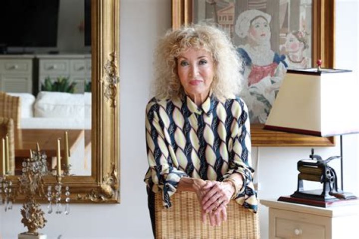 
Marie Michèle Desrosiers Height, Weight, Net Worth, Age, Birthday, Wikipedia, Who, Nationality, Biography 