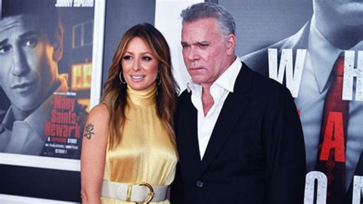 Michelle Grace, What To Know About Ray Liotta Ex Wife And Divorce Reason