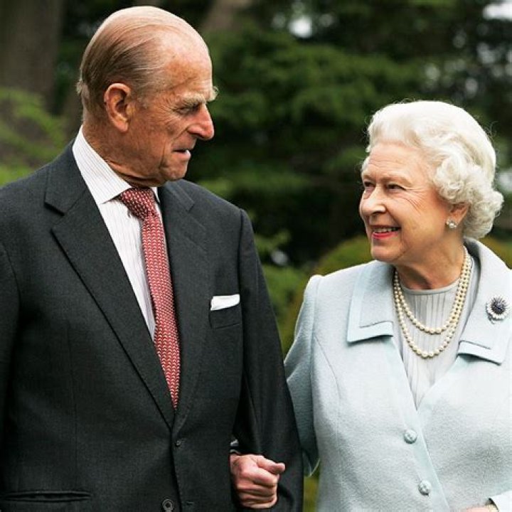 
Queen Elizabeth II’s Burial to Reunite Her With Prince Philip 