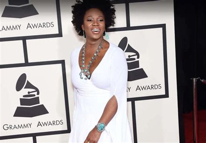 
Radio Host Penelope McQuade’s Car Accident Almost Took her Life: Where Is She Now 