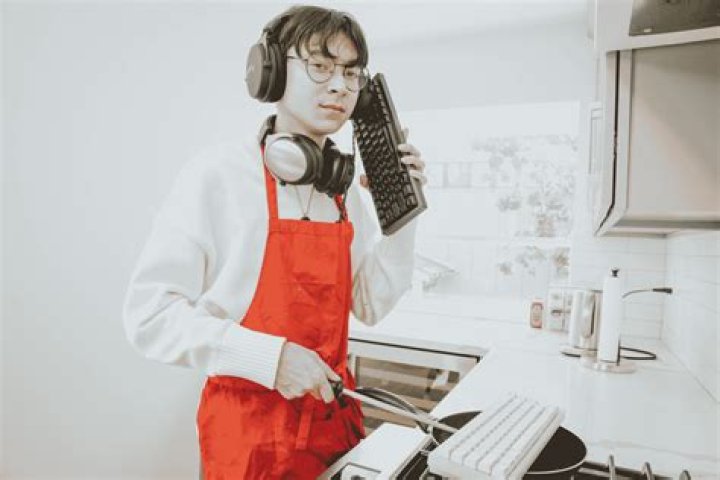 Reece Madlisa Wiki, Biography, Net worth, Age, Height, Girlfriend, Wife, Kids, Parents, Family & More