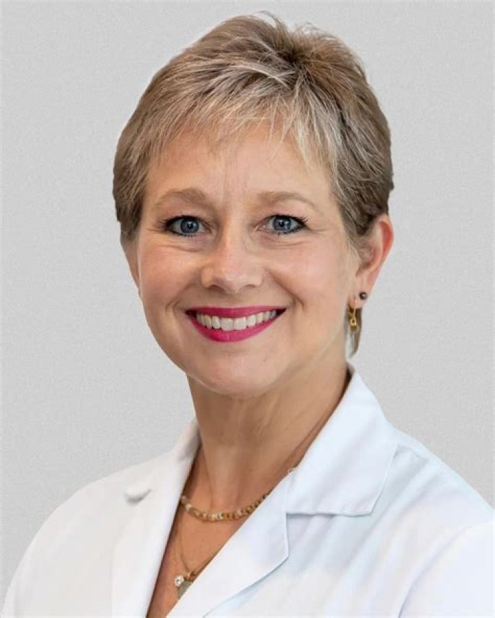 Dr. Rochelle Rosian, MD – Vero Beach, FL