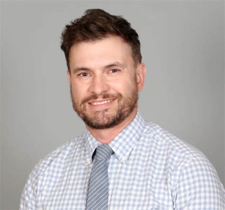 Dr. Ryan Holzwarth, MD – Jamestown, ND