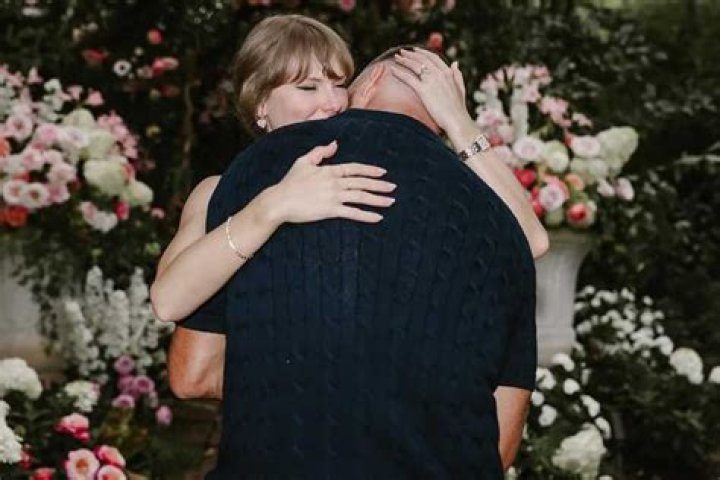 Save the Date! Jennifer Lopez and Alex Rodriguez Are Getting Married This Summer