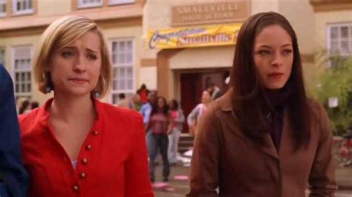 ‘Smallville’ Actress Allison Mack Arrested for Her Alleged Role In the Notorious Sex Cult, NXIVM