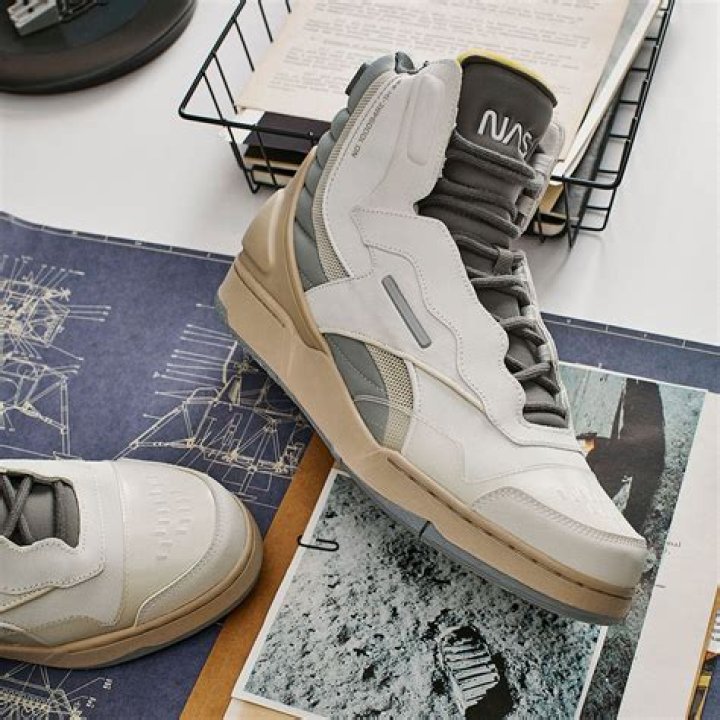 The Gigi Hadid X Reebok Collection Is Here In All Its Vintage Splendor