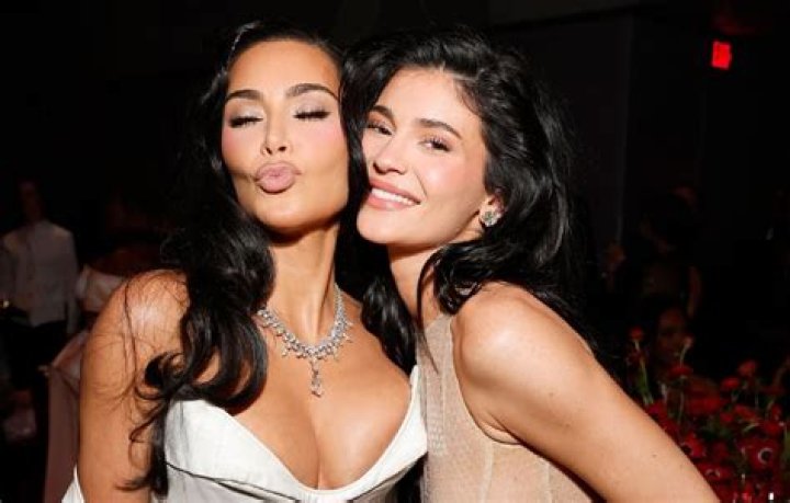 These Sisters Could Be Kim Kardashian and Kylie Jenner’s Twins — and the Internet Is Officially Freaked!