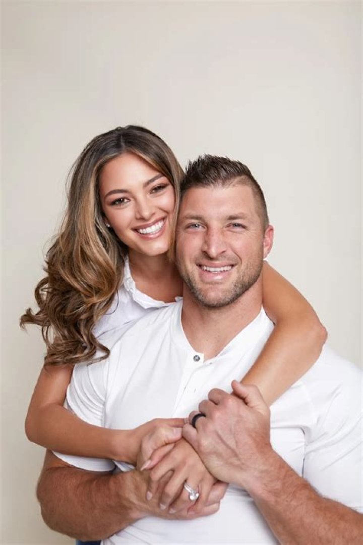 Tim Tebow Reveals What He ‘Should Have Told’ Wife Demi-Leigh About American Holiday Traditions