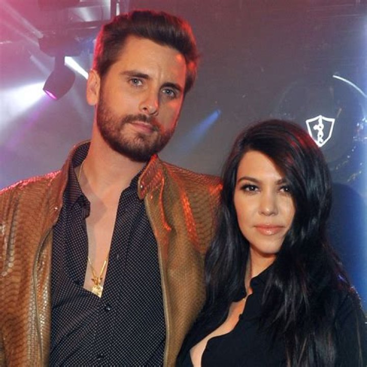 We See You! Scott Disick ‘Likes’ Kourtney Kardashian’s Sexy Photos: ‘Not OK’