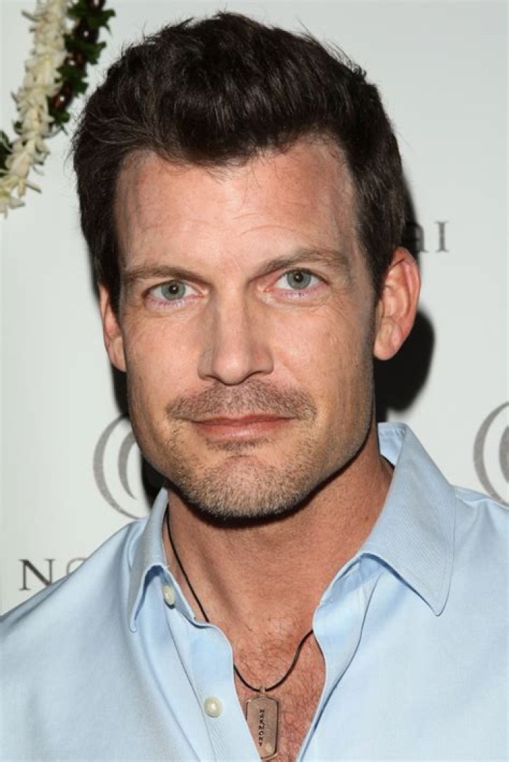 
What is Mark Deklin doing today? Wife, Net Worth, Height, Wiki 