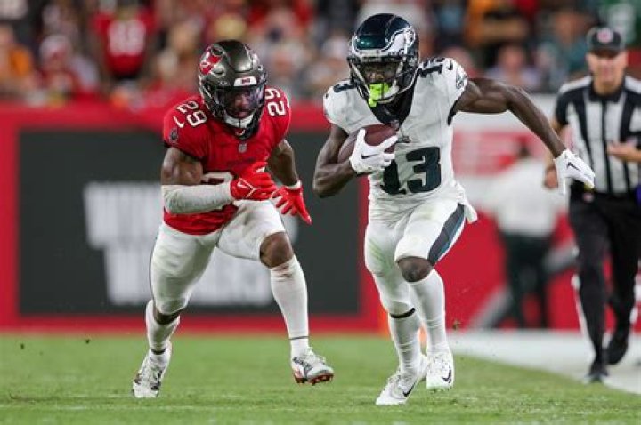 Where did Olamide Zaccheaus go to college? Did Olamide Zaccheaus play college football?