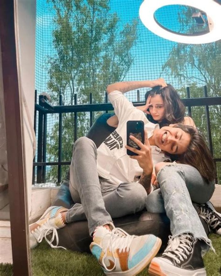 Where Is Rachael Emerlye Now? Tushar Atra Girlfriend – Age Wiki And Instagram Bio