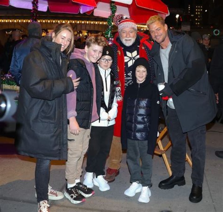 
Who Are Alan And Karen McDermott? Zara McDermott Parents, Family And Net Worth 