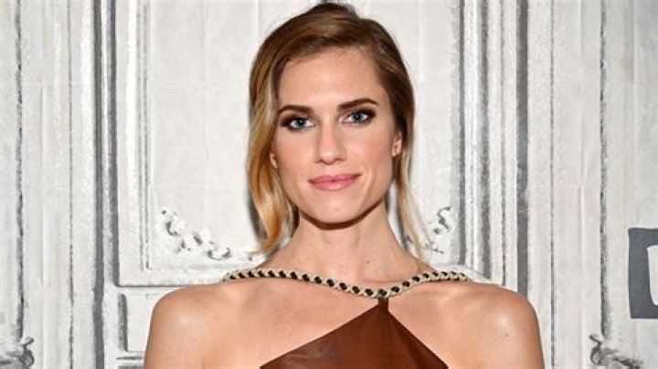 
Who are Allison Williams’ parents? ‘Get Out’ star weighs in on nepotism baby debate 