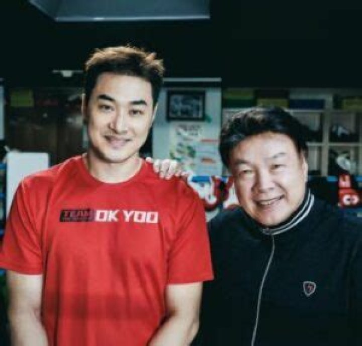 Who is DK Yoo? Wiki, Height, Age, Net Worth, Wife, Kids, Family, Biography & More