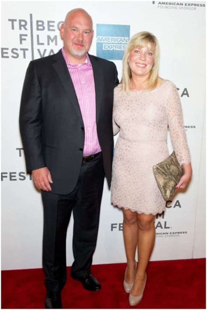 
Who is Steve Schmidt wife? 
